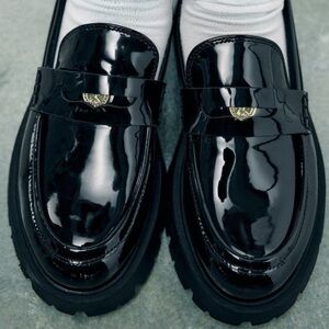 Goth punk black patent leather treaded lug sole platform loafers Size 8 Zara?